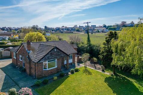 3 bedroom detached bungalow for sale
