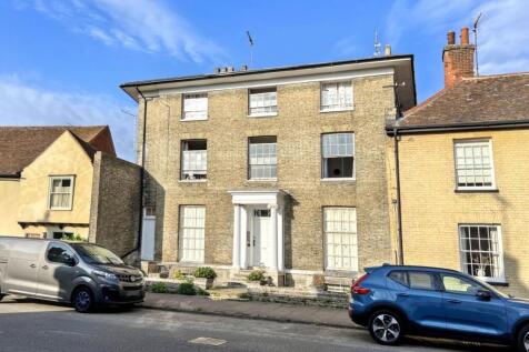 13 bedroom block of apartments for sale