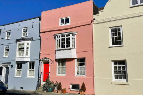 2 bedroom terraced house for sale