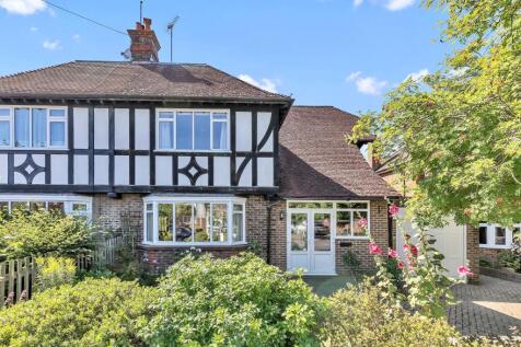 Semley Road, Hassocks, West Sussex... 4 bed semi