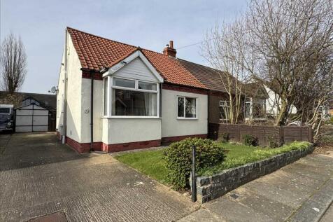 2 bedroom semi-detached bungalow for sale