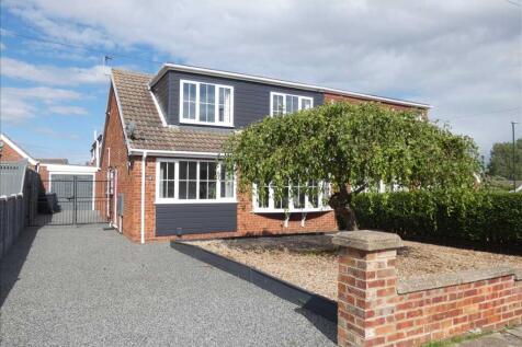3 bedroom semi-detached bungalow for sale