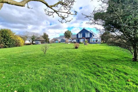 2 bedroom detached house for sale