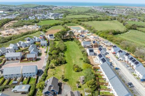 Pathfields, Stratton, Bude, Cornwall... 2 bed detached house for sale