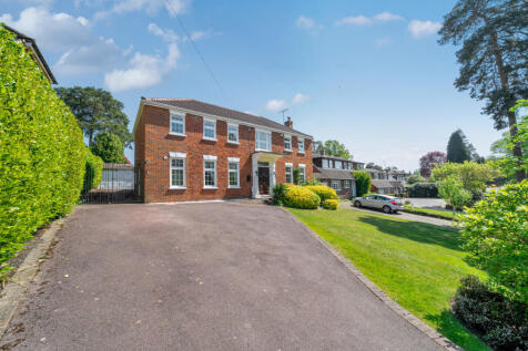 Hillcrest Road, Camberley, Surrey, GU15 5 bed detached house for sale