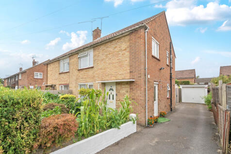 Horseshoe Crescent, Camberley... 3 bed semi