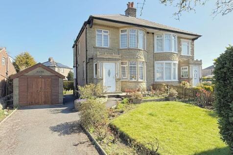 Moore Avenue, Wibsey, Bradford, BD6 3 bed semi