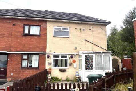 Tennis Avenue, Tong Street, Bradford... 2 bed semi