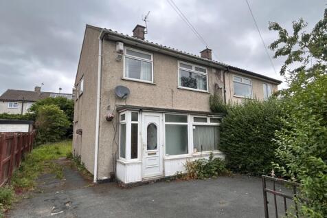 Dulverton Grove, Holmewood, Bradford... 3 bed semi