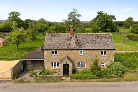 2 bedroom detached house for sale