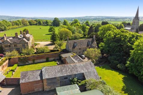 6 bedroom house for sale