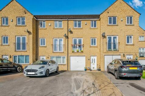 The Gateways, Wyke, Bradford, BD12 3 bed terraced house for sale
