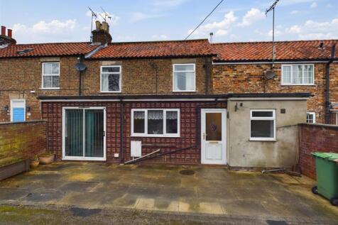 1 Brunswick Terrace, Driffield, YO25 6TB 2 bed terraced house for sale