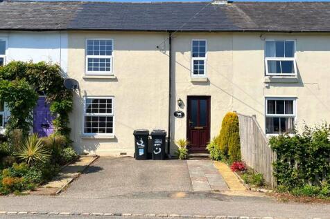 Wilmshurst Cottages, Punnetts Town... 3 bed terraced house for sale