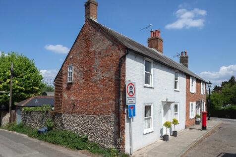 2 bedroom semi-detached house for sale