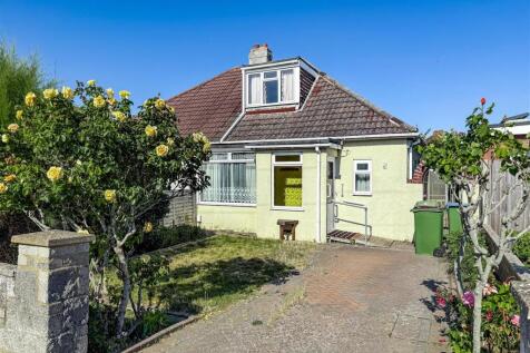 3 bedroom semi-detached bungalow for sale