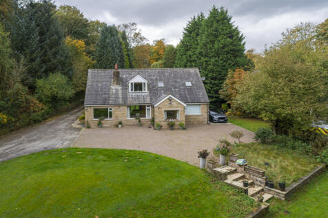 Detached house for sale