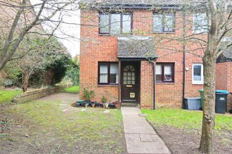 Kercroft, Two Mile Ash, Milton Keynes 1 bed terraced house for sale