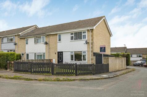 Wesley Road, Stonehouse GL10 2 bed semi