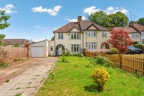 3 bedroom semi-detached house for sale