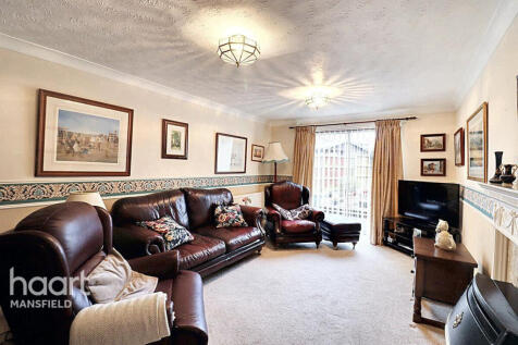 Chepstow Walk, Mansfield 3 bed detached house for sale
