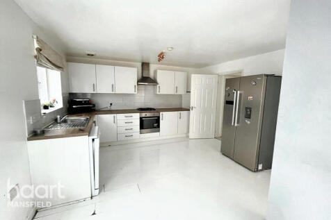Primrose Way, Mansfield 4 bed detached house for sale