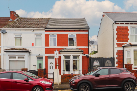Woodlands Road, Barry 3 bed end of terrace house for sale