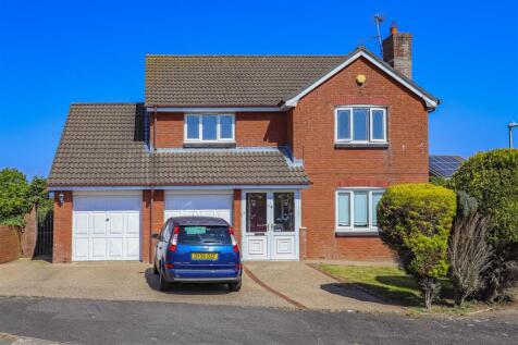 Celtic Way, Rhoose, Barry 4 bed detached house for sale