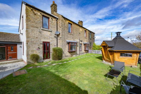 3 bedroom cottage for sale