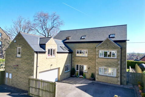 5 bedroom detached house for sale