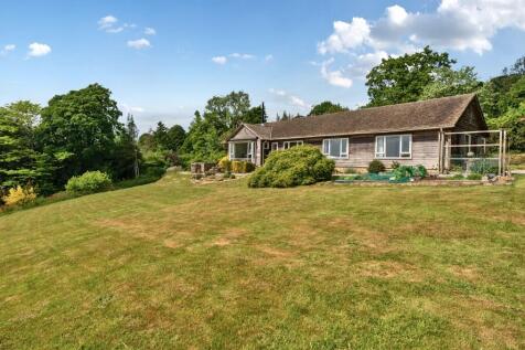 4 bedroom detached bungalow for sale