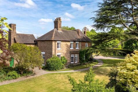 Brockton, Shifnal, Shropshire, TF11 8 bed detached house for sale