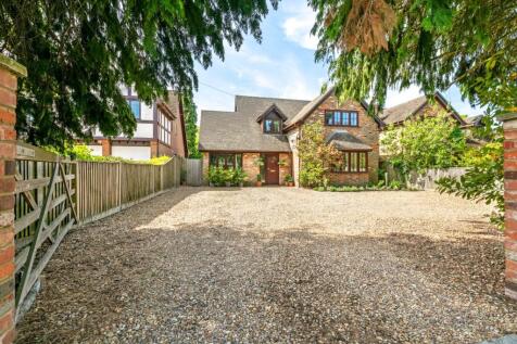 Barkham Ride, Wokingham RG40 5 bed detached house for sale