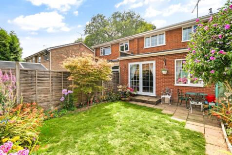 Mornington Avenue, Wokingham RG40 3 bed terraced house for sale