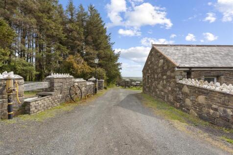 5 bedroom detached bungalow for sale