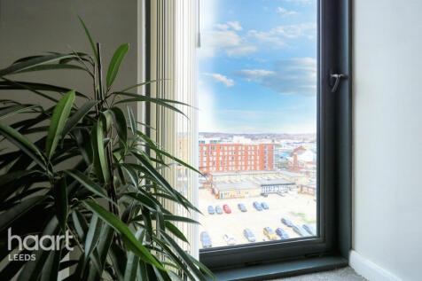 Skinner Lane, Leeds 1 bed apartment for sale