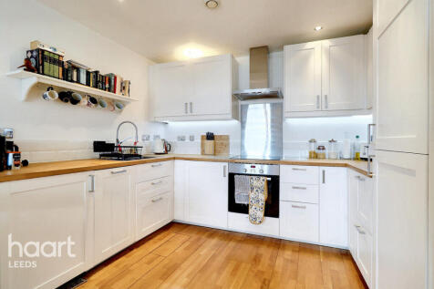 Gotts Road, Leeds 2 bed apartment for sale