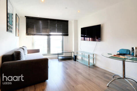 Cross Green Lane, Leeds 2 bed apartment for sale