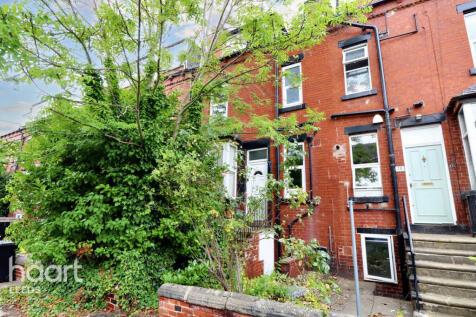Beechwood Mount, Leeds 2 bed terraced house for sale