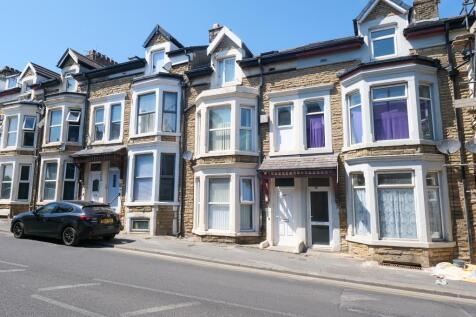 Euston Grove, Morecambe, LA4 5LJ 2 bed maisonette for sale