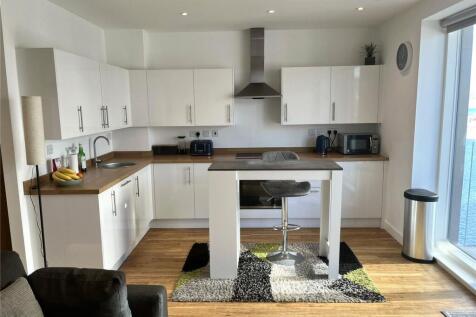 Chatham Waters, South House... 1 bed flat for sale