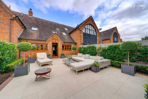 3 bedroom barn conversion for sale