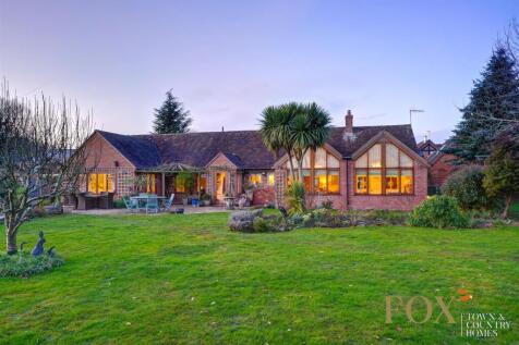 3 bedroom barn conversion for sale