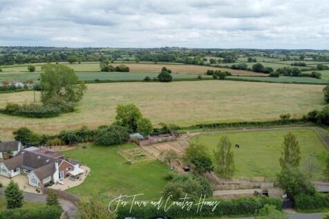 Cockshot Lane, Dormston WR7 5 bed detached house for sale