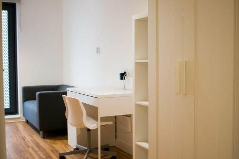 Studio flat for sale