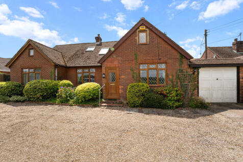 Kingsford Street, Mersham TN25 6PE 4 bed detached house for sale
