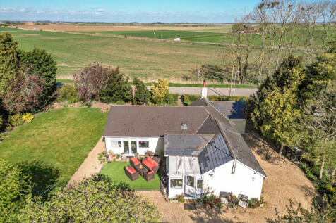 Rosedale, Dowsdale Bank, Shepeau... 3 bed bungalow for sale