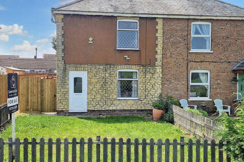 Wisbech Road, Thorney, Peterborough... 3 bed semi