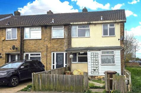 14 Silverweed Road, Chatham, Kent... 3 bed end of terrace house for sale