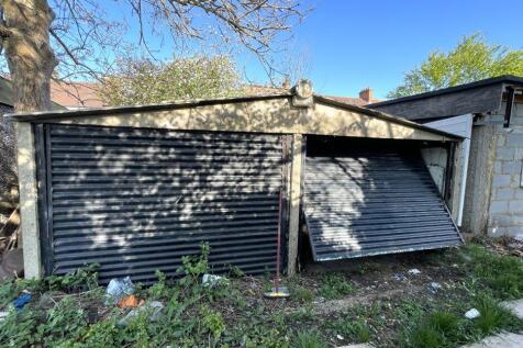 Double Garage to the rear of 24... Garage for sale